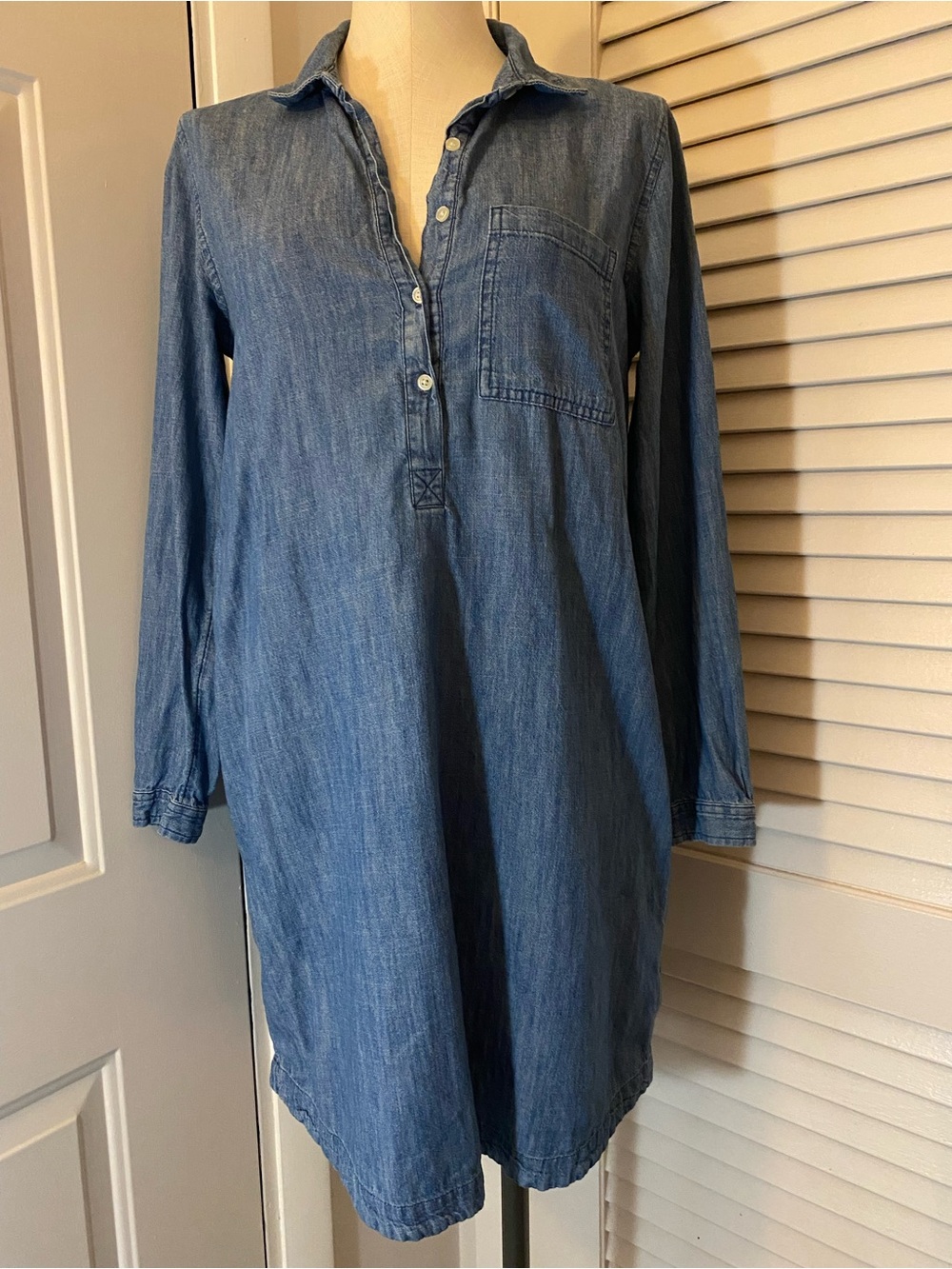 Old Navy Denim-Style Long Sleeve Shirt Dress - Blue- Size Medium